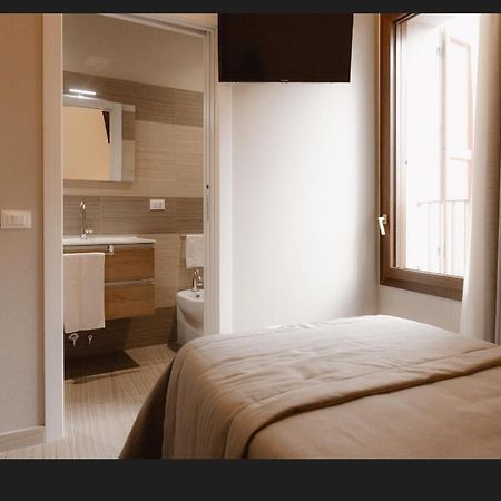 Locanda Del Vecchio Mulino Fiorano Modenese Kamer foto